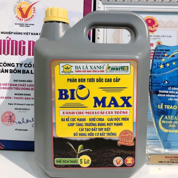 phân bón tưới gốc Biomax